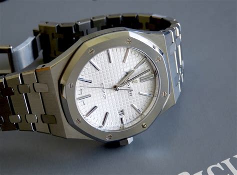 audemars piguet 15400 prezzo di listino|ap 15300.